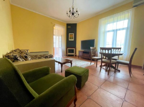 Nice flat with a 3 badrooms near Khreshchatyk